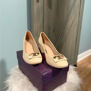 Tory Burch Cream Heels with Gold Logo